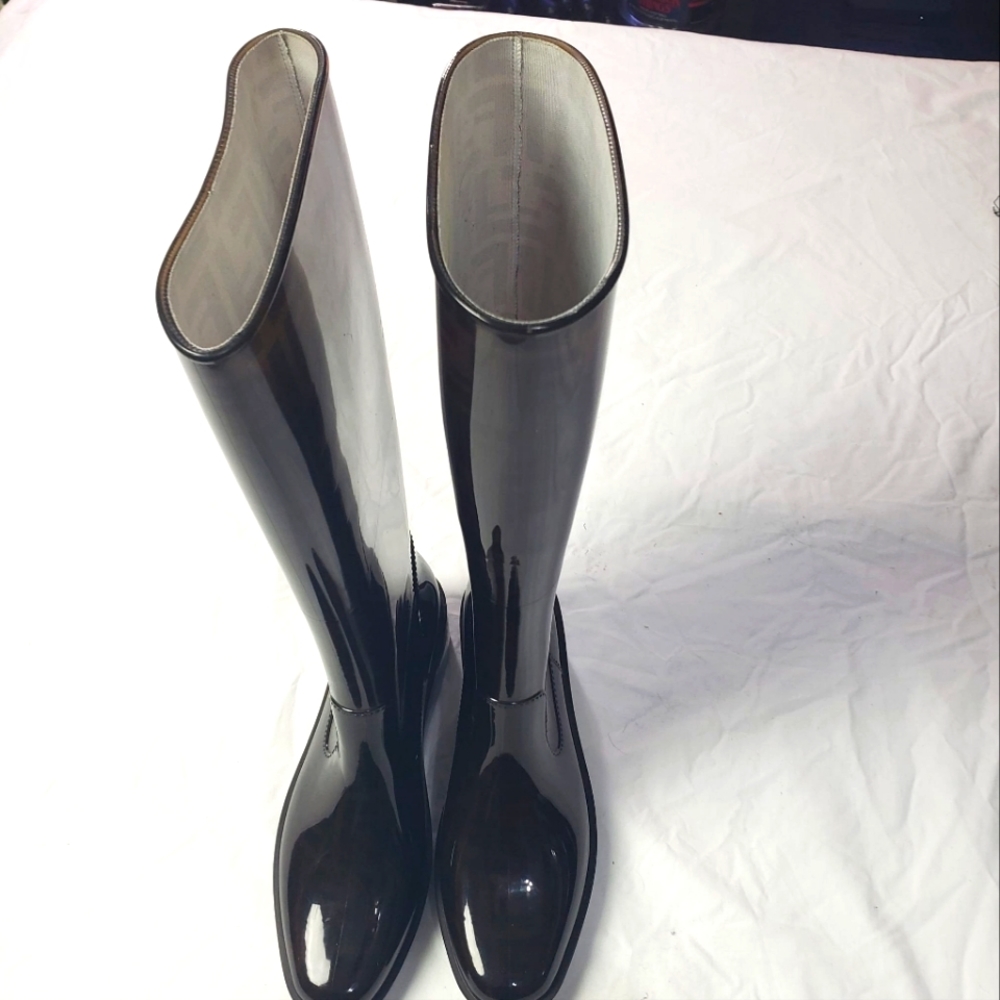 Fendi Glossy Black Knee-High Patent Rain Boots
